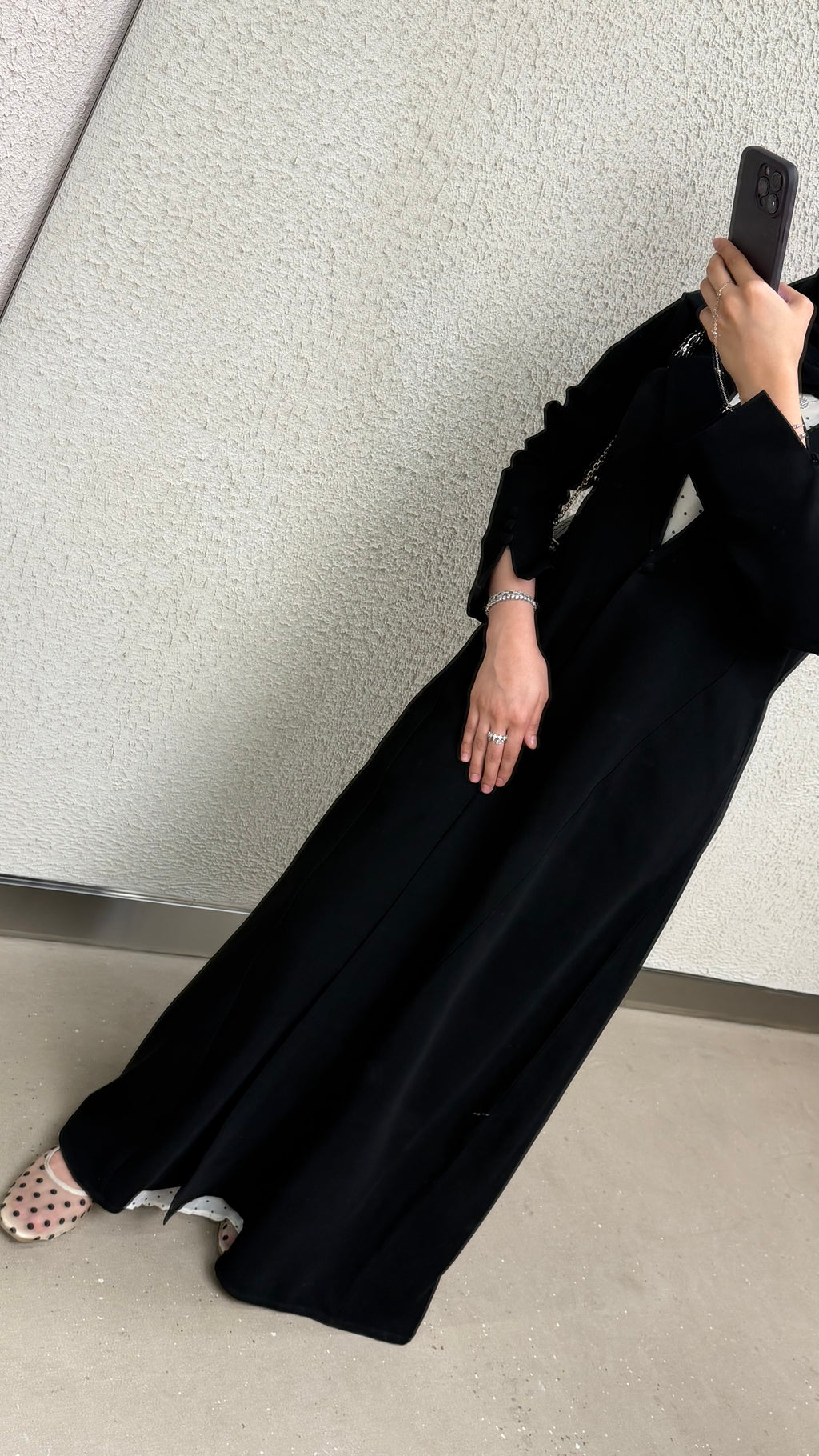 M01 -  ABAYA