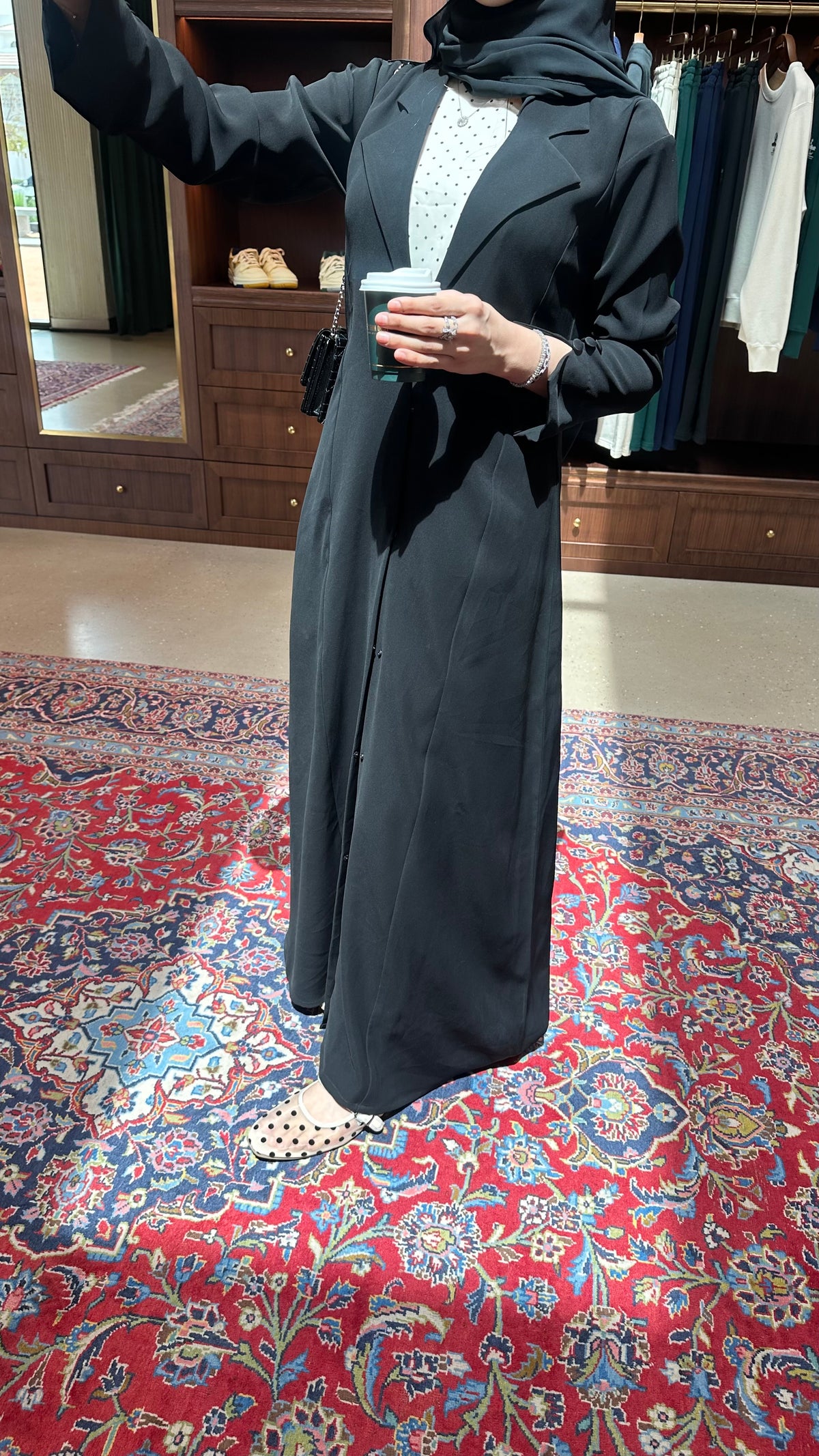 M01 -  ABAYA